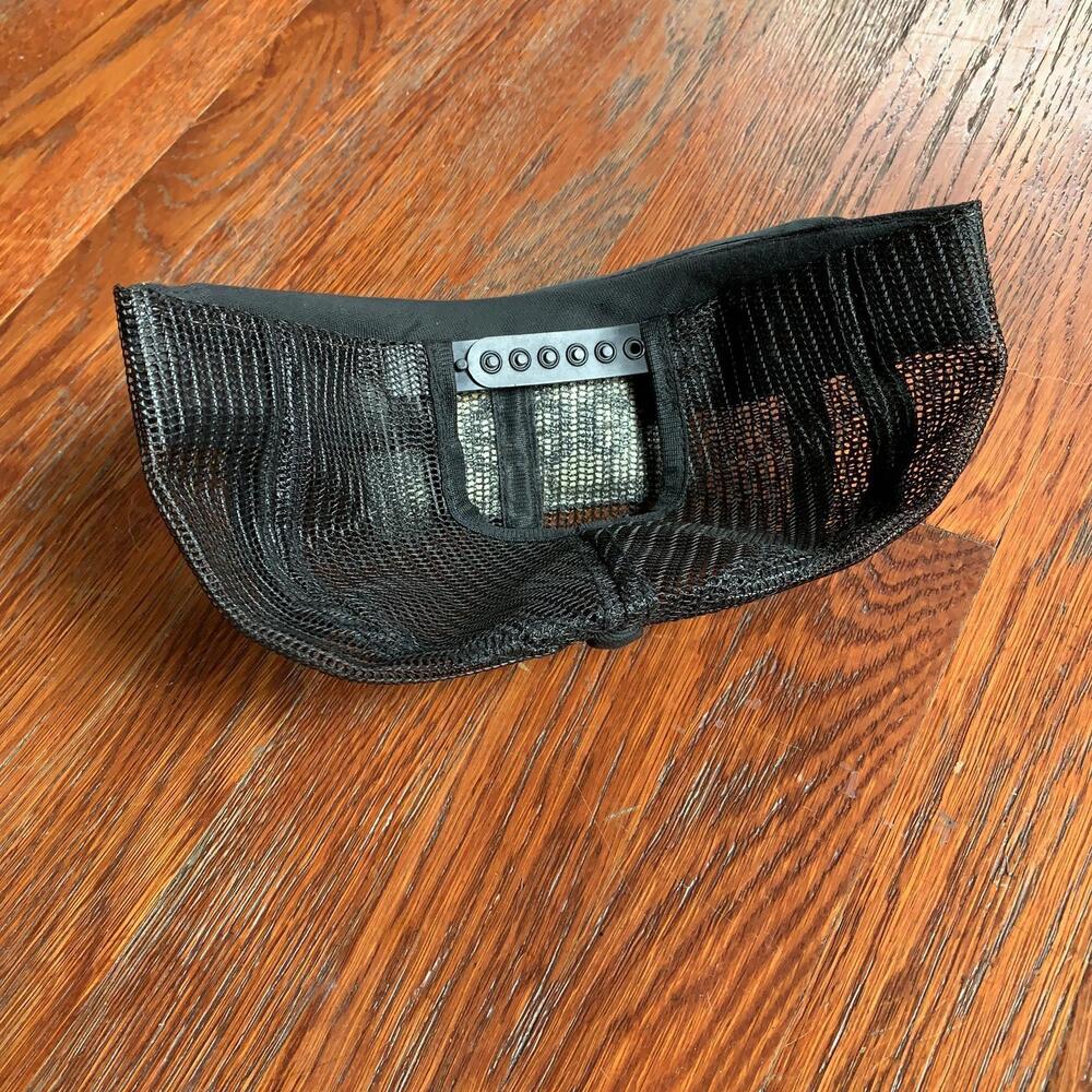 Case Patch Mesh Snapback Hat - Black And White Vi… - image 4